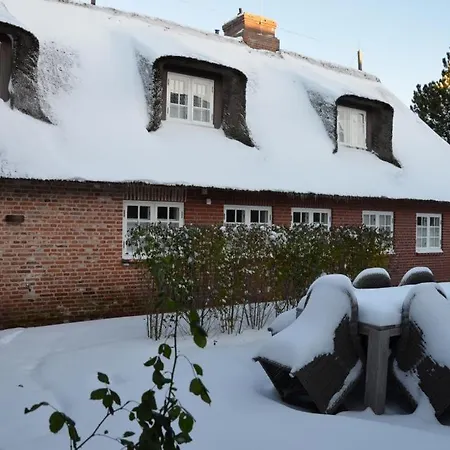 Apartment Friesenhof Suedern Bosse